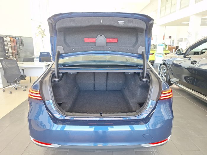 BMW Seria 5, 520I, 2024, 14800 km