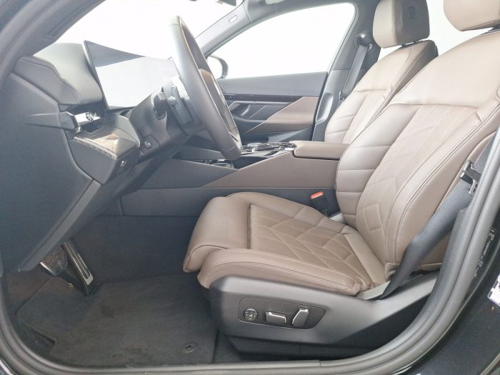 BMW Seria 5, 520I, 2024, 26021 km