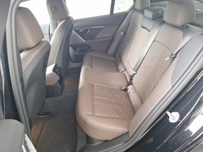 BMW Seria 5, 520I, 2024, 26021 km