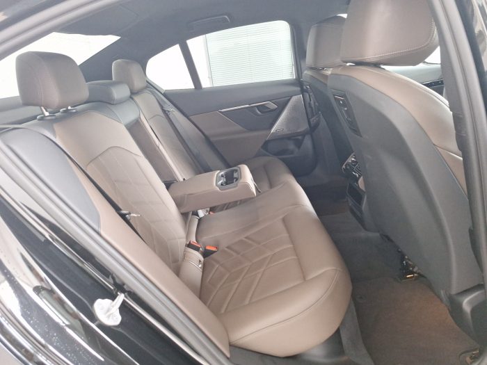 BMW Seria 5, 520I, 2024, 26021 km