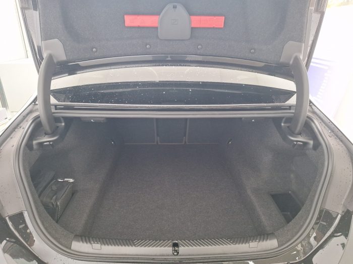 BMW Seria 5, 520I, 2024, 26021 km