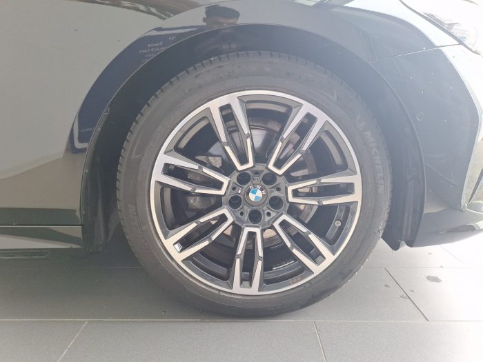 BMW Seria 5, 520I, 2024, 26021 km