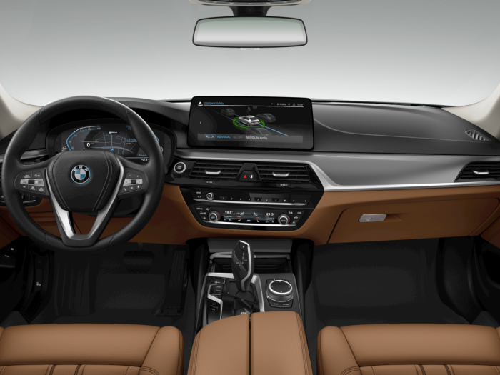 BMW Seria 5, 530E XDRIVE, 2023, 59200 km