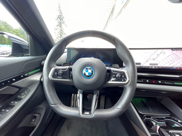 BMW Seria 5, 530E, 2024, 19800 km