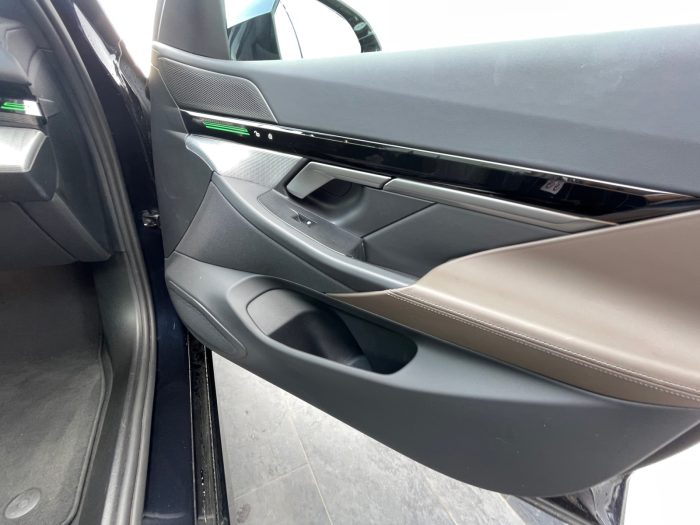 BMW Seria 5, 530E, 2024, 19800 km
