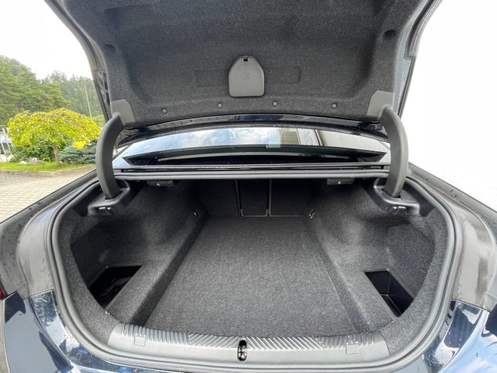 BMW Seria 5, 530E, 2024, 19800 km