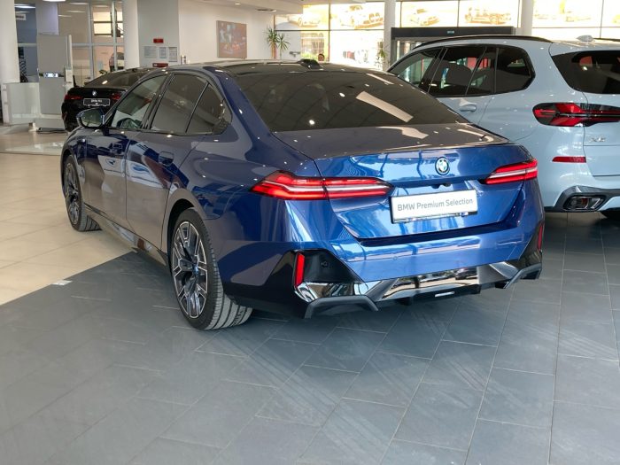 BMW Seria 5, 550E XDRIVE, 2024, 24800 km
