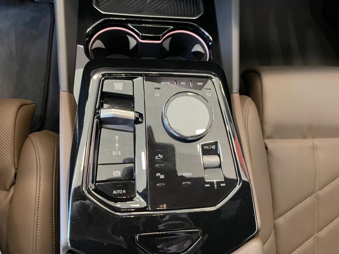BMW Seria 5, 550E XDRIVE, 2024, 27400 km
