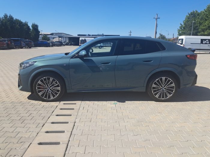 BMW X2, X2 SDRIVE20I, 2024, 2071 km