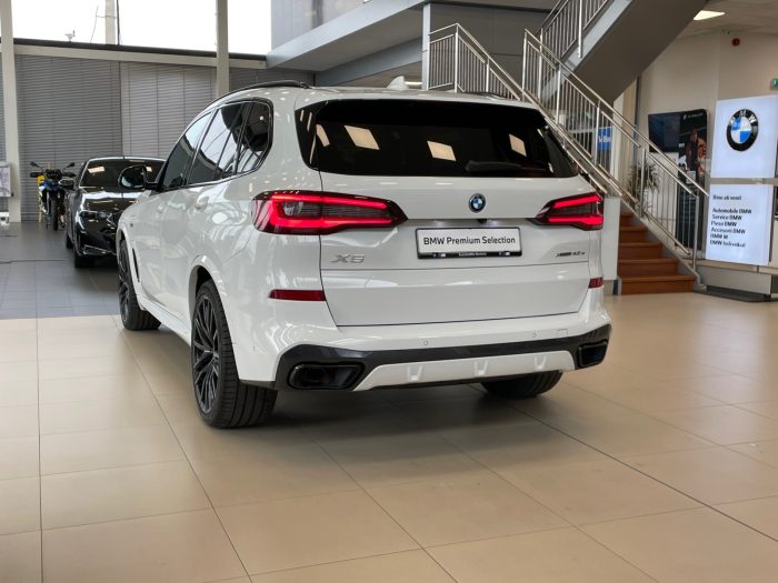 BMW X5, X5 XDRIVE45E, 2022, 92400 km