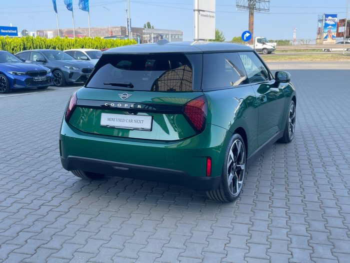 MINI Cooper E, COOPER E, 2024, 4215 km