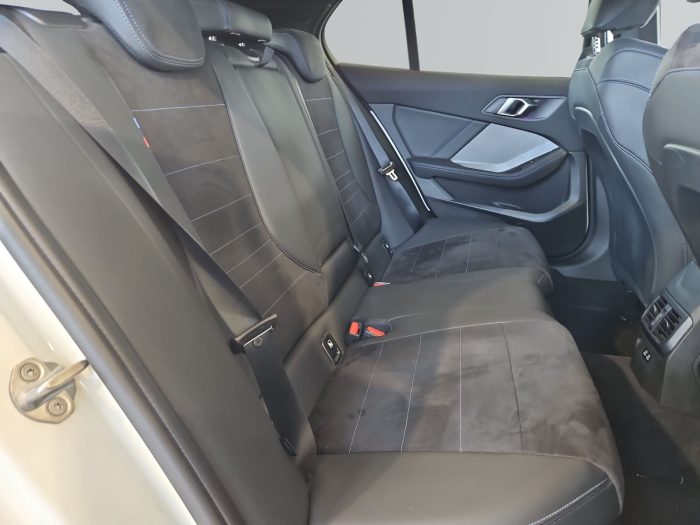 BMW Seria 1, 120D, 2024, 27004 km