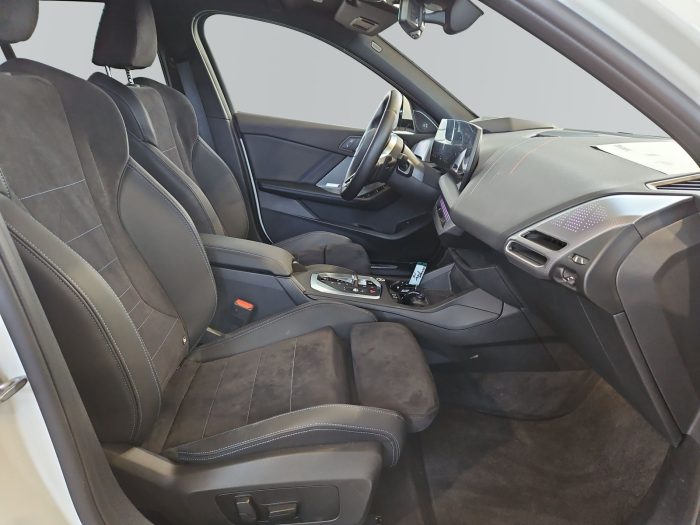BMW Seria 1, 120D, 2024, 27004 km