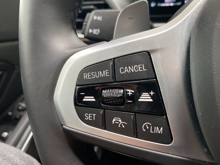 BMW Seria 3, 320D, 2024, 23873 km