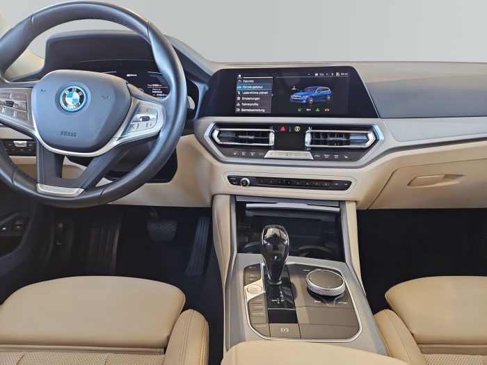 BMW Seria 3, 330E, 2021, 54502 km
