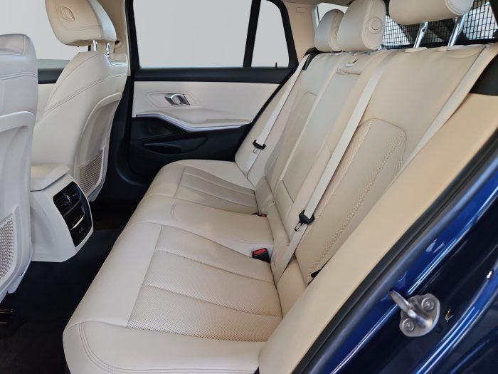 BMW Seria 3, 330E, 2021, 54502 km