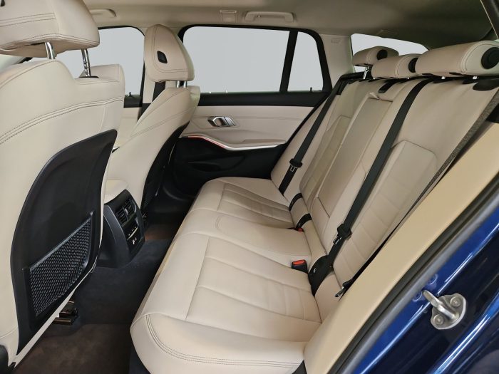 BMW Seria 3, 330E XDRIVE, 2022, 45554 km