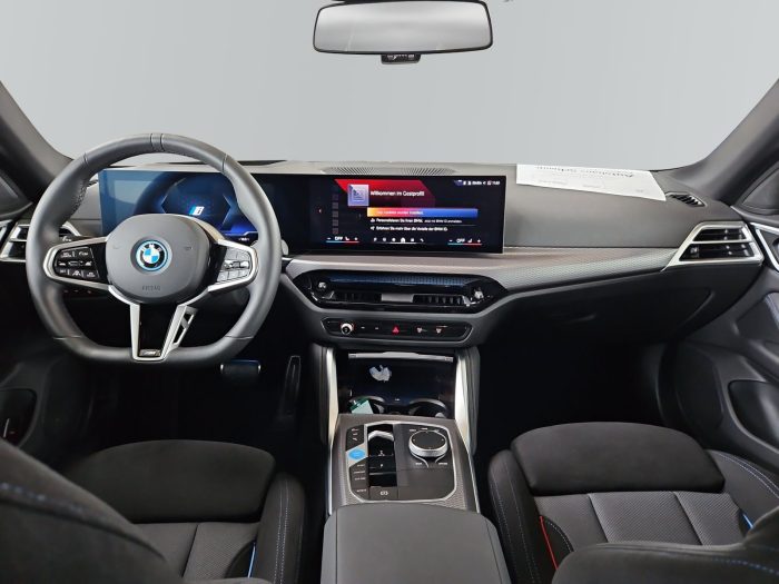 BMW Seria 4, I4 EDRIVE40, 2025, 12949 km
