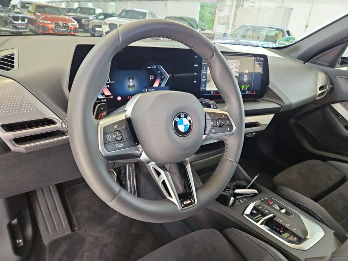 BMW Seria 1, 118D, 2024, 9706 km