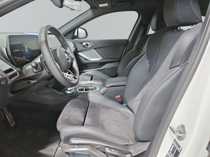 BMW Seria 1, 118D, 2024, 9706 km