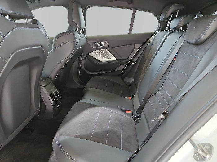 BMW Seria 1, 118D, 2024, 9706 km