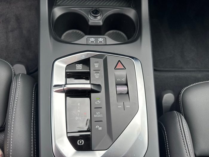 BMW Seria 1, 120, 2024, 3926 km