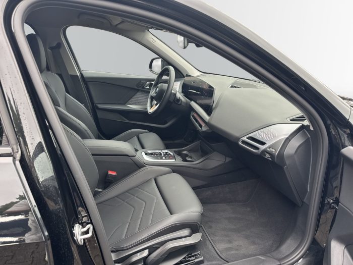 BMW Seria 1, 120, 2024, 6287 km