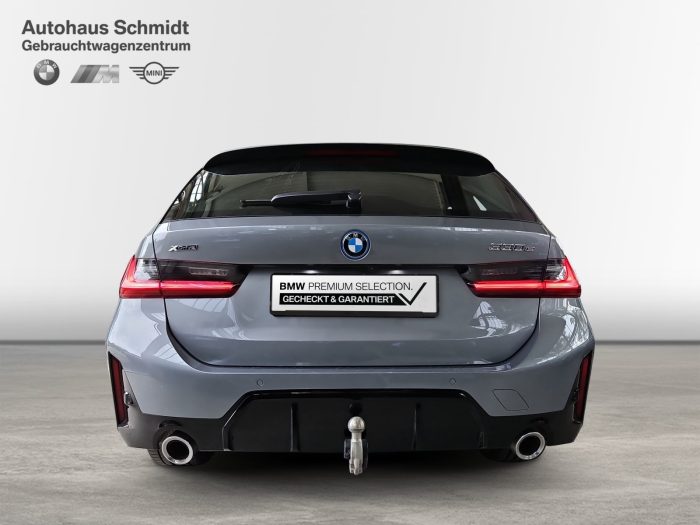 BMW Seria 3, 330E XDRIVE, 2024, 19918 km