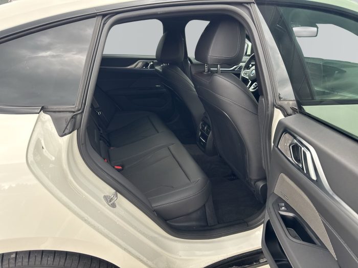 BMW Seria 4, I4 EDRIVE35, 2025, 10140 km