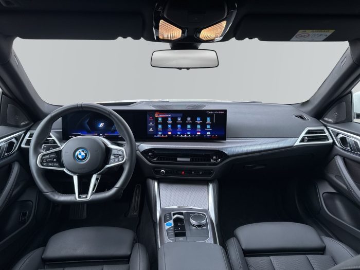 BMW Seria 4, I4 EDRIVE35, 2025, 10140 km