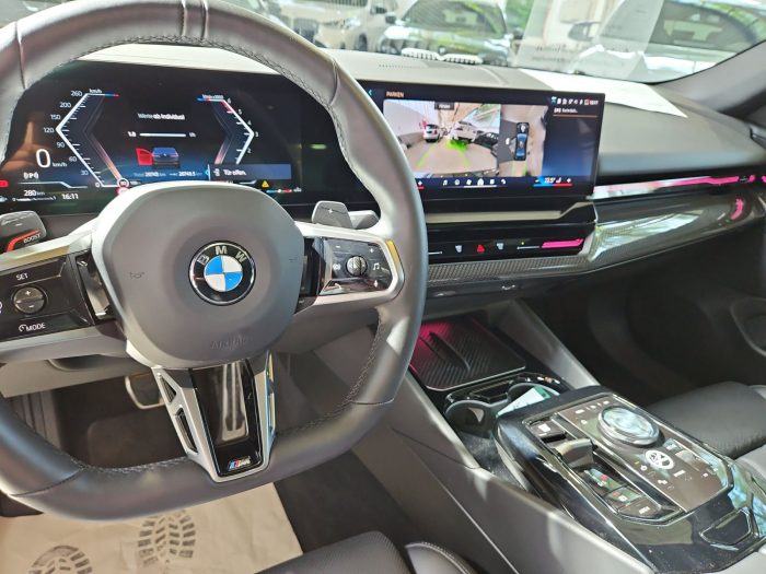 BMW Seria 5, 520D XDRIVE, 2024, 20730 km