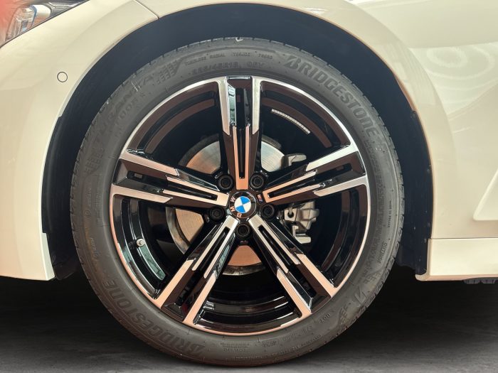 BMW Seria 3, 318D, 2025, 8239 km