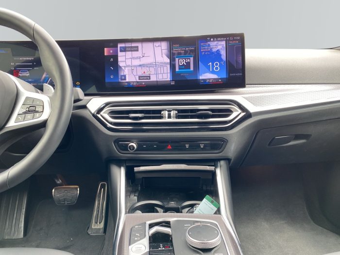 BMW Seria 3, 330E XDRIVE, 2024, 28780 km