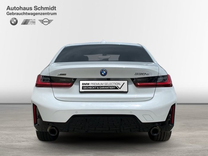 BMW Seria 3, 330E XDRIVE, 2024, 28780 km