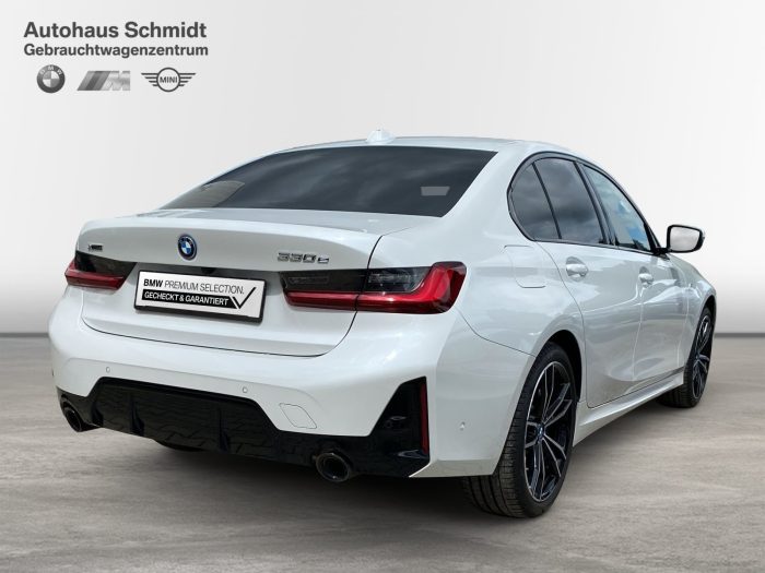 BMW Seria 3, 330E XDRIVE, 2024, 28780 km