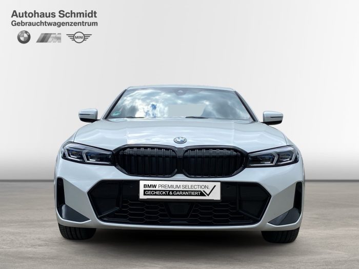 BMW Seria 3, 330E XDRIVE, 2024, 28780 km