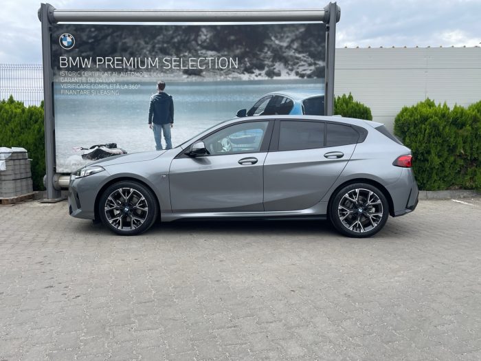 BMW Seria 1, 120 HATCH 5 USI, 2024, 5300 km