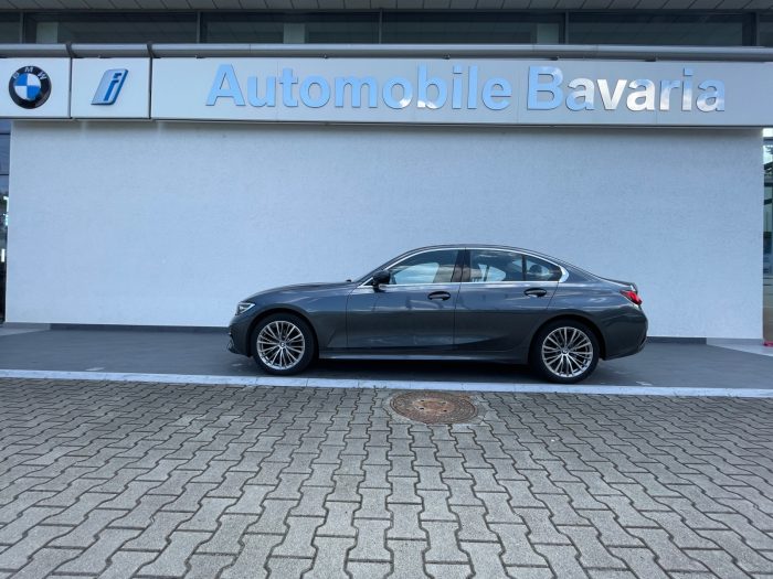 BMW Seria 3, 320D XDRIVE, 2022, 61130 km