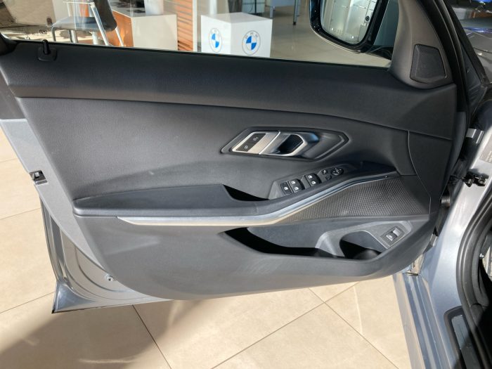 BMW Seria 3, 320D XDRIVE, 2023, 60852 km