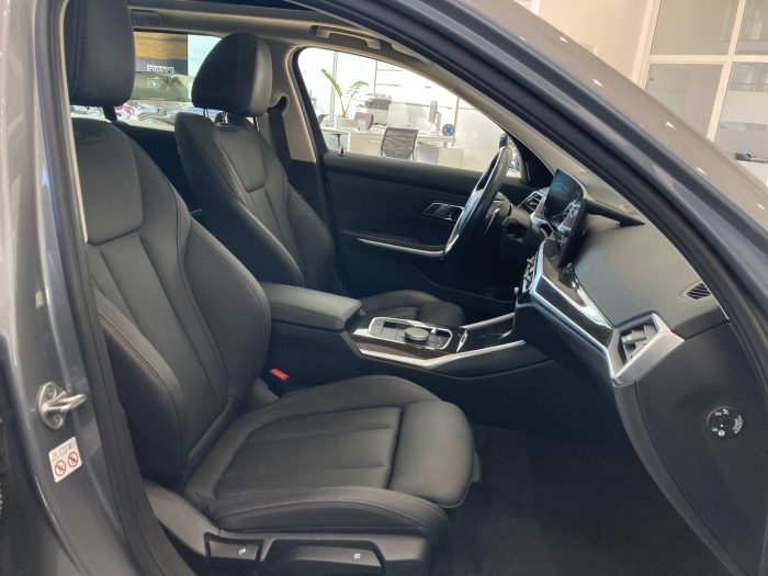 BMW Seria 3, 320D XDRIVE, 2023, 60852 km