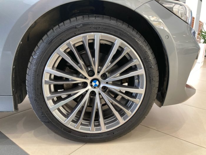 BMW Seria 3, 320D XDRIVE, 2023, 60852 km