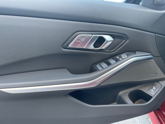 BMW Seria 3, 320I TOURING, 2025, 6889 km
