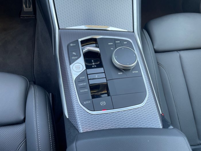 BMW Seria 3, 320I TOURING, 2025, 6889 km