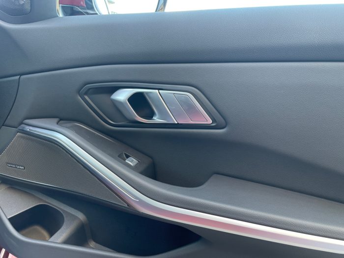 BMW Seria 3, 320I TOURING, 2025, 6889 km