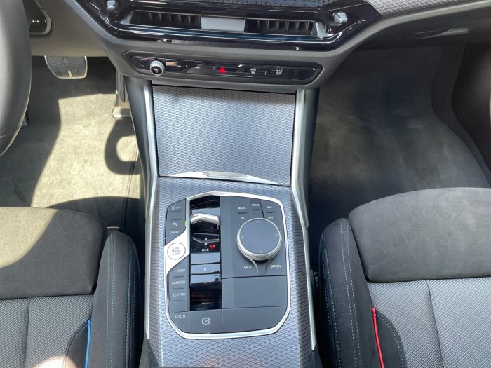 BMW Seria 3, 320I XDRIVE, 2024, 10100 km