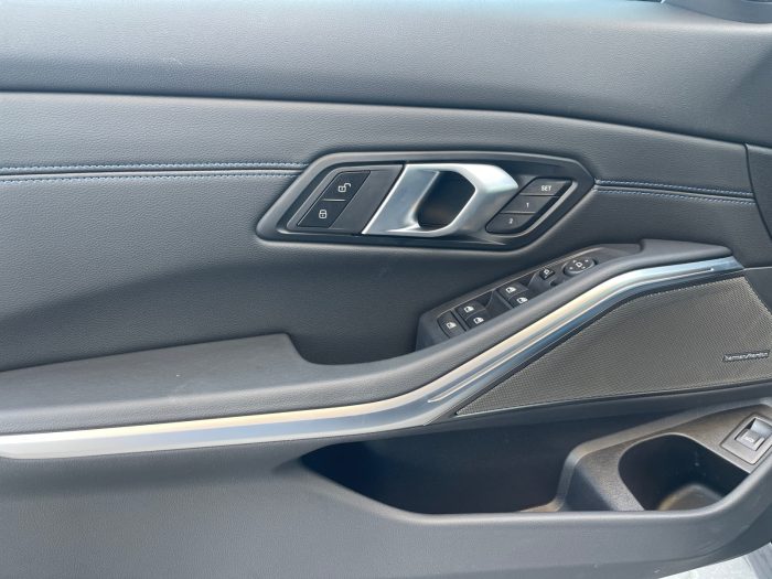 BMW Seria 3, 320I XDRIVE, 2024, 5069 km