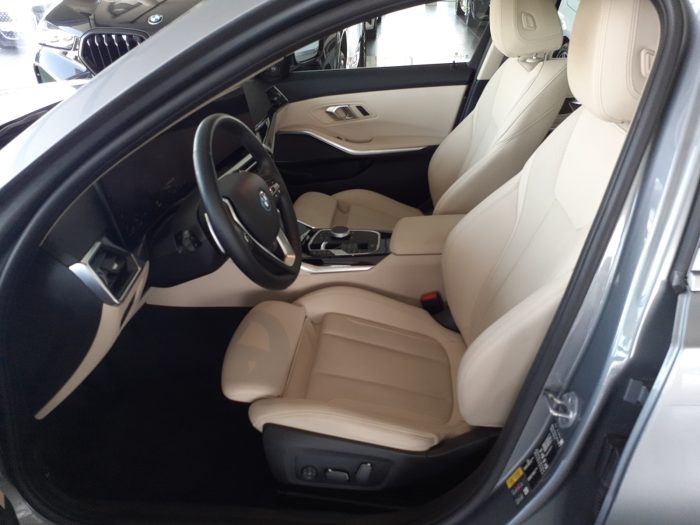 BMW Seria 3, 330E XDRIVE, 2024, 18700 km