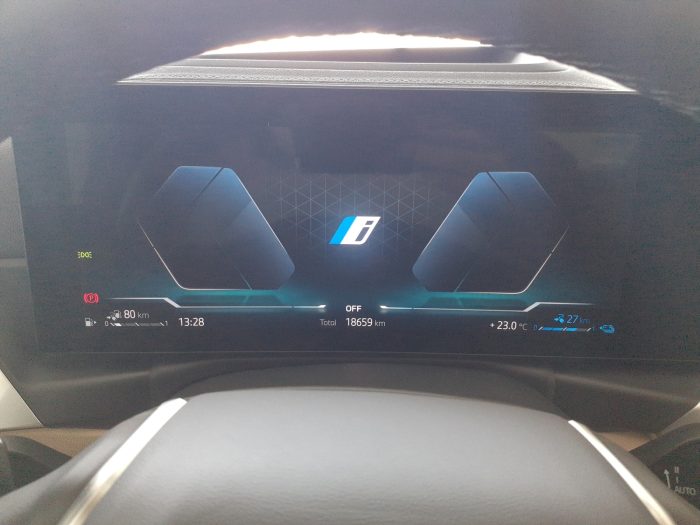 BMW Seria 3, 330E XDRIVE, 2024, 18700 km