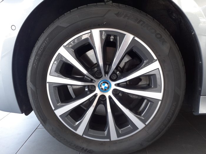 BMW Seria 3, 330E XDRIVE, 2024, 18700 km