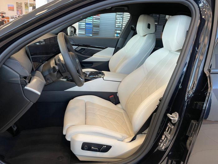 BMW Seria 5, 520D XDRIVE, 2024, 10600 km